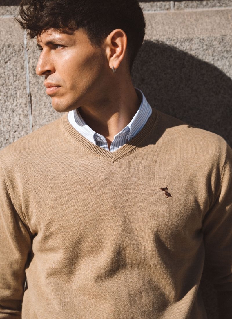 JERSEY CUELLO DE PICO BEIGE