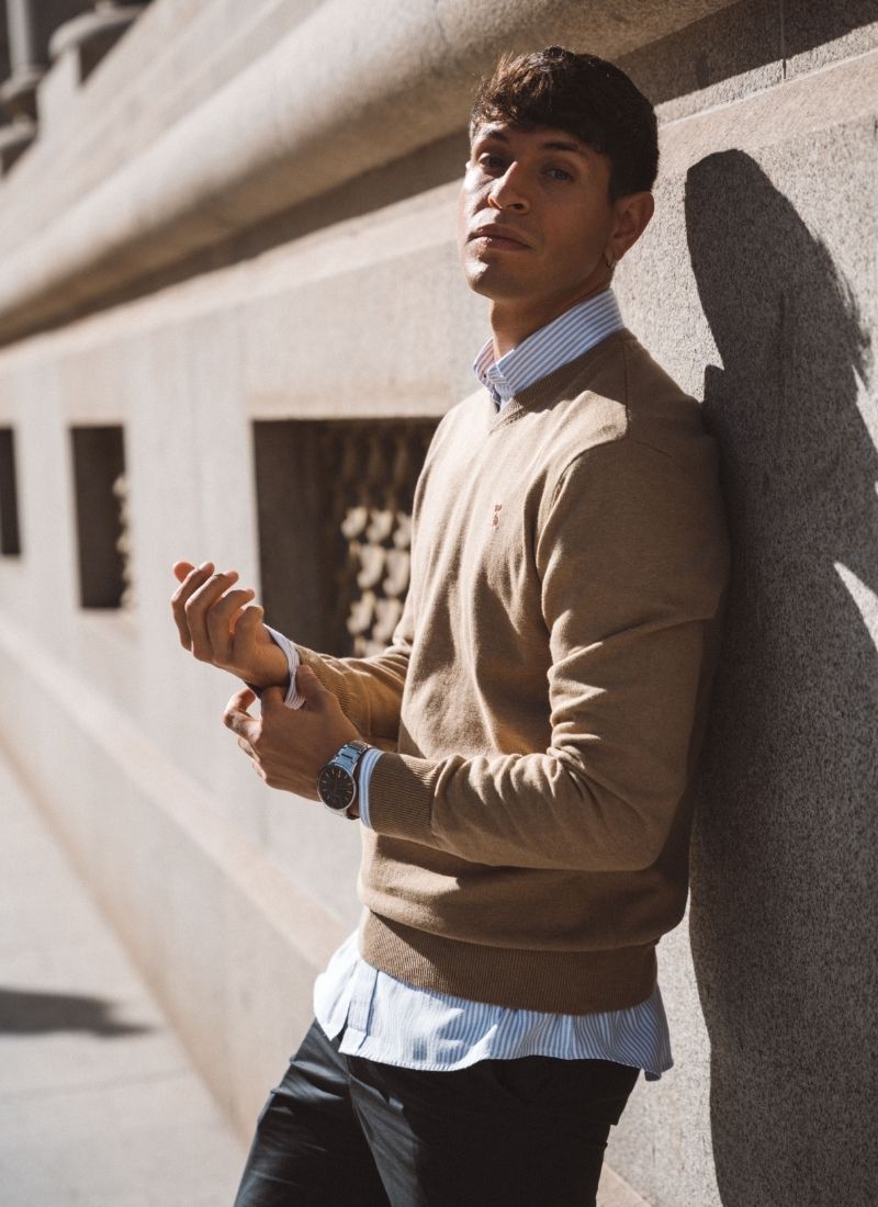 JERSEY CUELLO DE PICO BEIGE