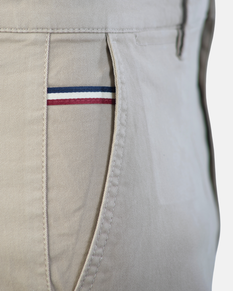 BERMUDAS CAMEL