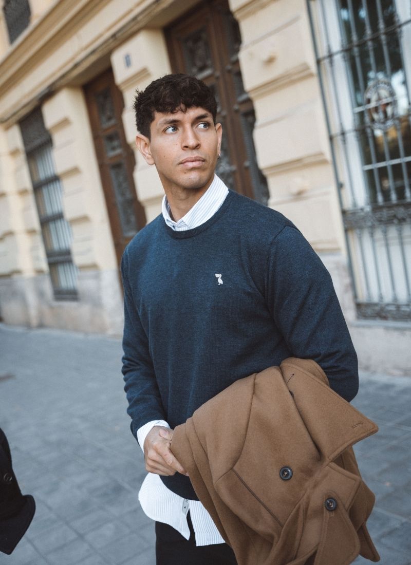 JERSEY CUELLO REDONDO AZUL