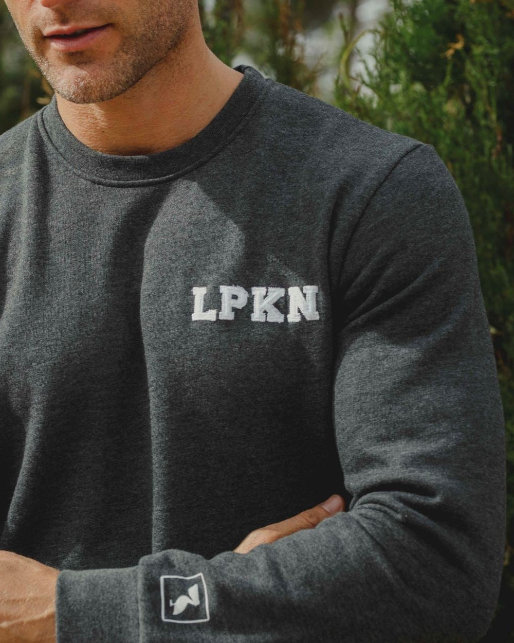SUDADERA LPKN GRIS OSCURO