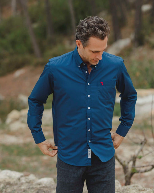 CAMISA AZUL MARINO PELÍCANO ROJO