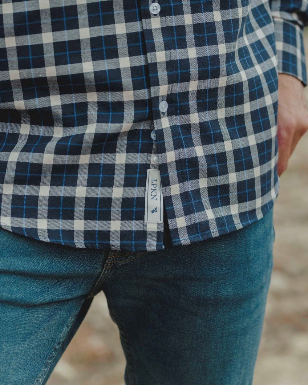 CAMISA CUADROS AZUL Y BLANCO