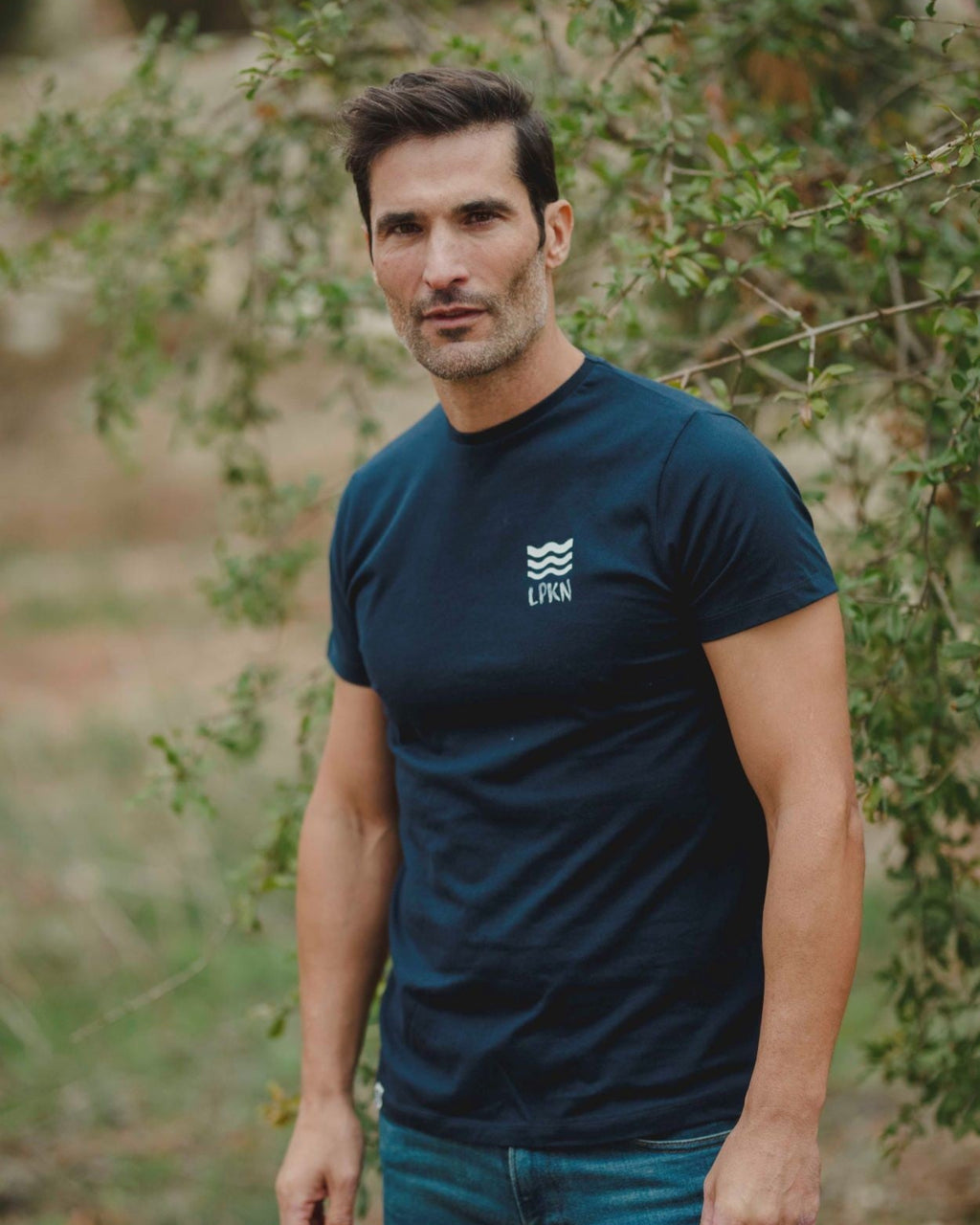 CAMISETA GOOD VIBES AZUL MARINO