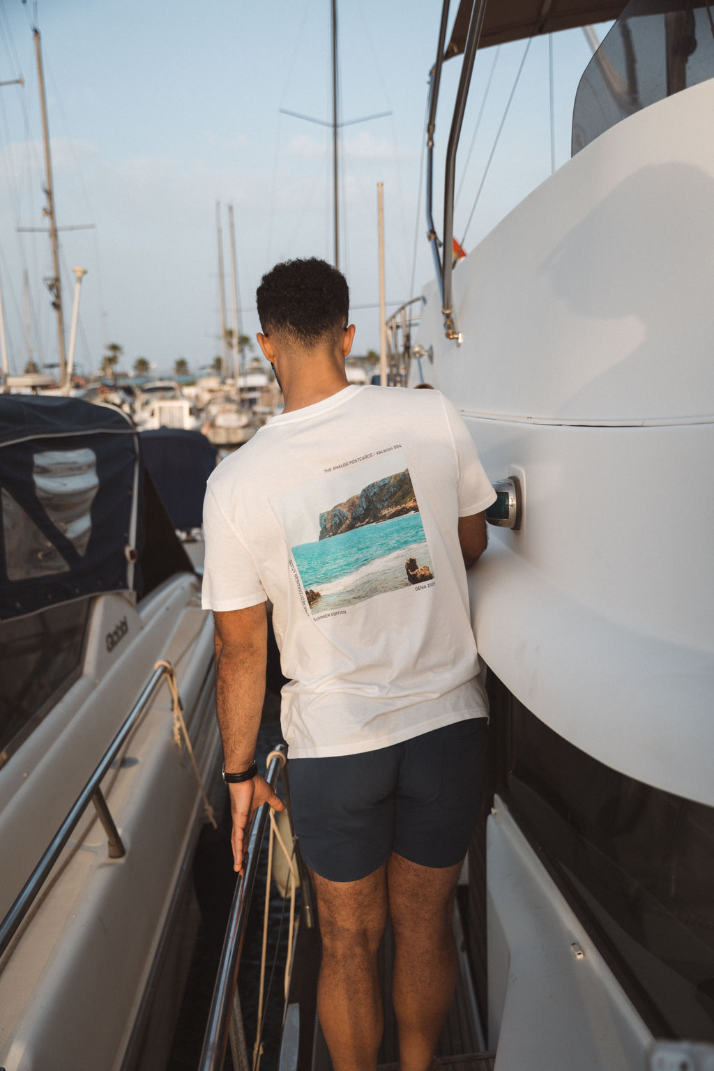 CAMISETA ANALOG POSTCARD 004
