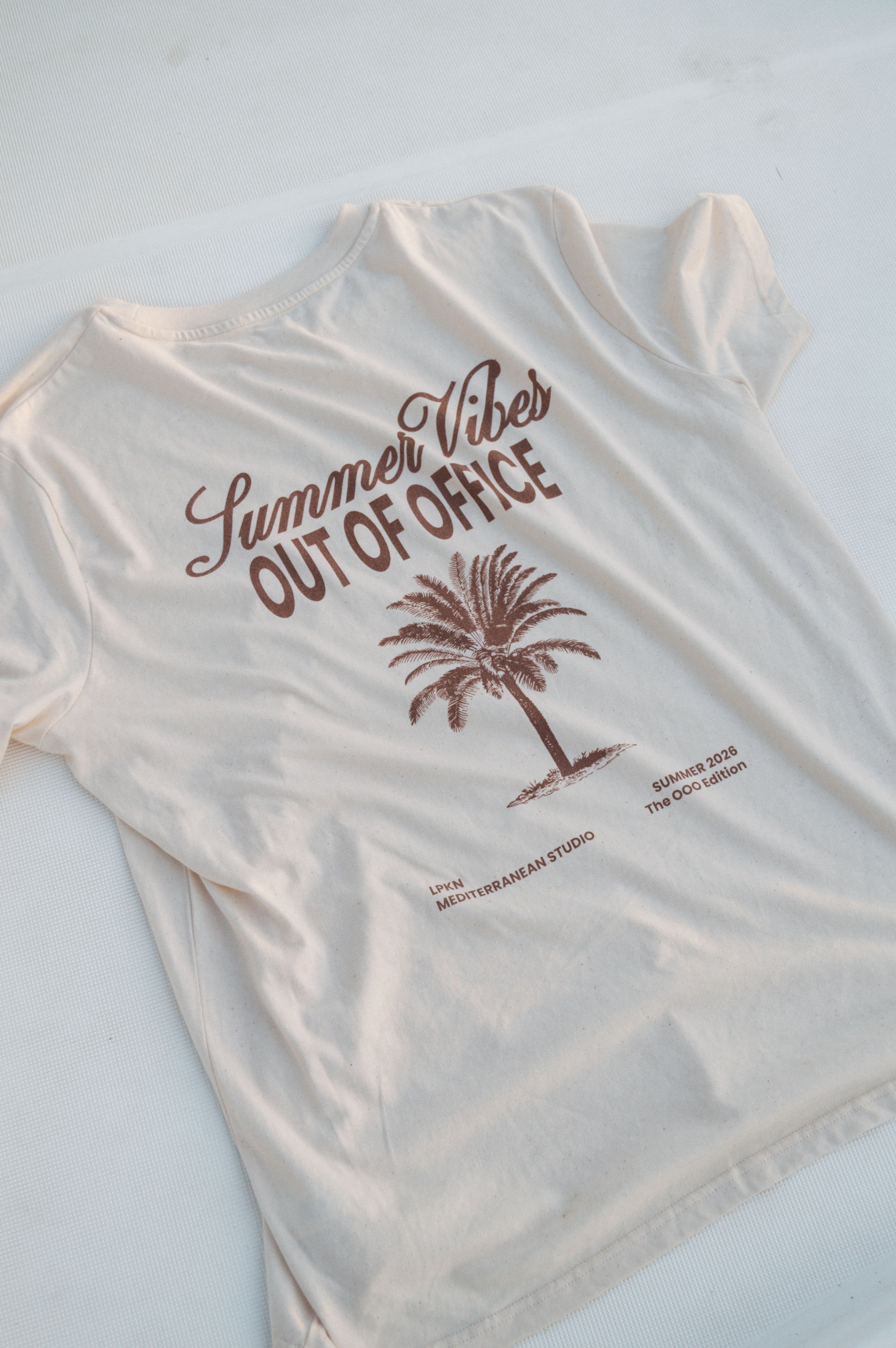 CAMISETA OUT OF OFFICE DARK
